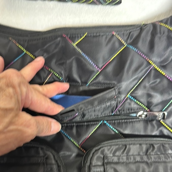 Lug Zipliner 2 Convertible Hobo Bag with matching wallet - Picture 3 of 16